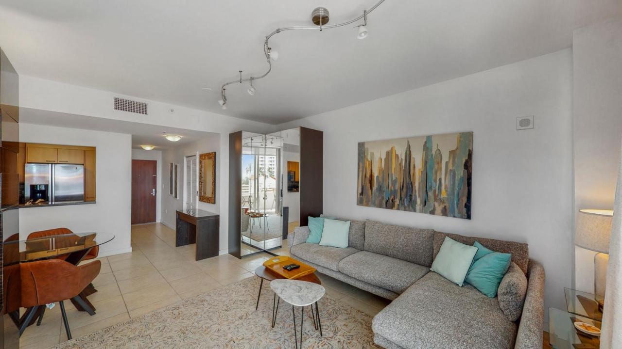Dream Destinations At Ocean Place Miami Beach Exterior photo